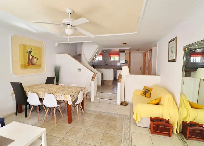 Parque Santiago II Villa 1 by Tenerife Rental&Sales